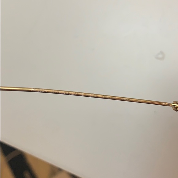 Gold mirrored RayBan Aviators - Picture 7 of 8